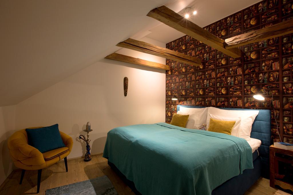 Apartament Bohemian Chic 2 Bedroom 2 Bathroom Loft With Hanging Chair Praga